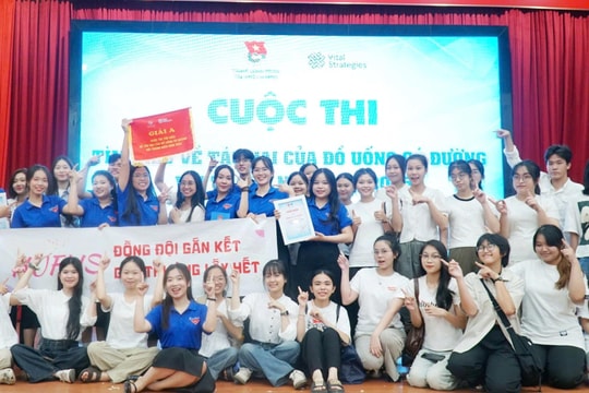 Sinh viên hào hứng thi tìm hiểu về tác hại của đồ uống có đường