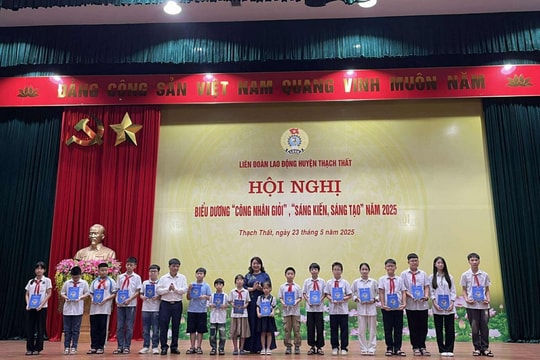 LĐLĐ huyện Thường Tín khen thưởng 147 con CNVCLĐ đạt thành tích cao trong học tập