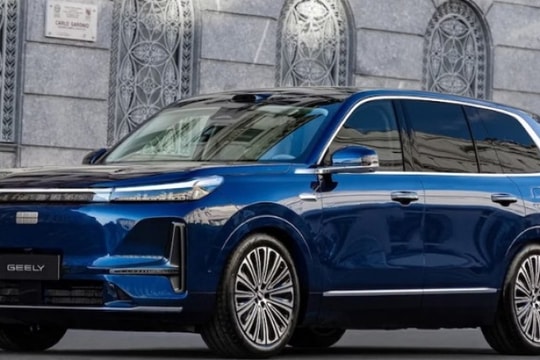 Geely Galaxy M9 trình làng: SUV hạng sang khá tương đồng Mercedes-Maybach GLS