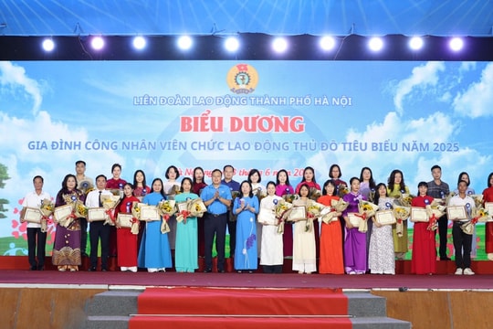 TRỰC TUYẾN: Công đoàn Thủ đô biểu dương gia đình, động viên con công nhân, viên chức, lao động tiêu biểu