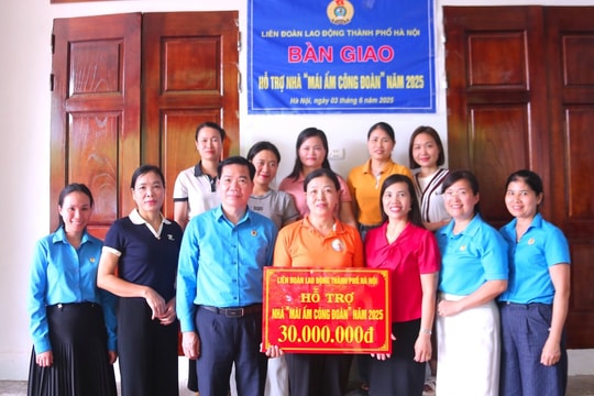 Đoàn viên huyện Ba Vì đón nhận “Mái ấm Công đoàn”