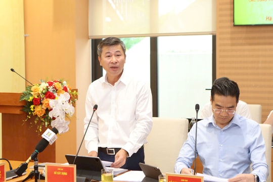 Hà Nội: Tiếp tục phân cấp cho chính quyền cơ sở quản lý, duy trì công viên, vườn hoa