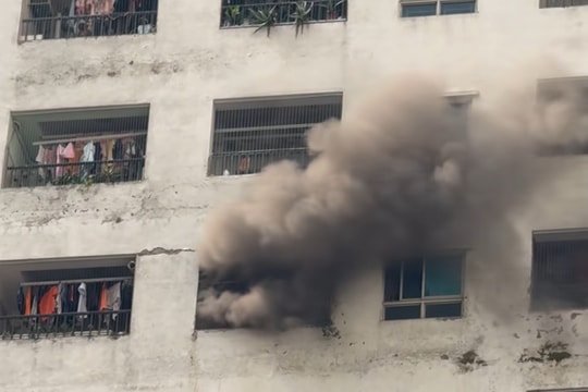 Lực lượng cơ sở dập tắt 2 vụ cháy trong vòng hơn một tuần tại chung cư HH Linh Đàm