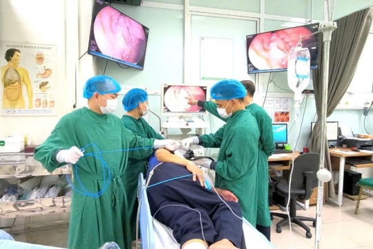 Thoát đại phẫu nhờ tầm soát sớm tổn thương dạ dày