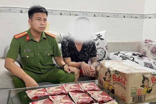 Bắt giữ 2 đối tượng mua bán, vận chuyển 5,3kg ma túy tổng hợp