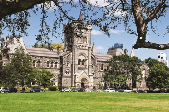 Du lịch học thuật: Thú vị tour trải nghiệm trường đại học ở Canada