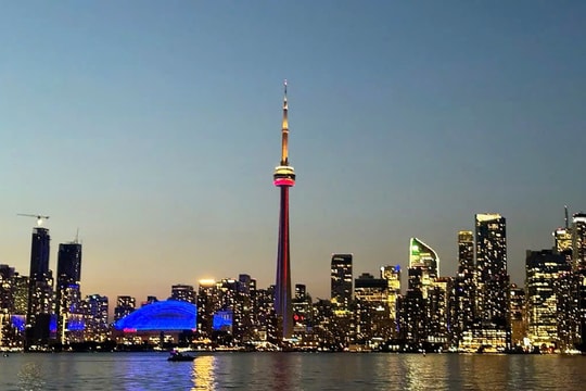 Khám phá thành phố Toronto