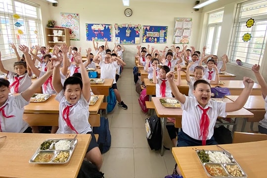 Hà Nội dự kiến dành hơn 3.000 tỷ đồng hỗ trợ bữa trưa cho học sinh tiểu học: Giảm gánh nặng cho phụ huynh
