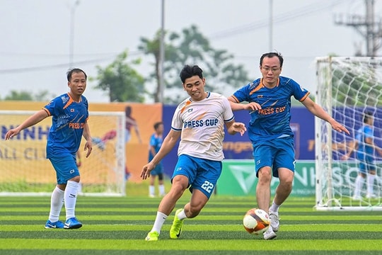 Khai mạc Giải bóng đá Press Cup 2025: Gắn kết, lan tỏa giá trị nhân văn của người làm báo