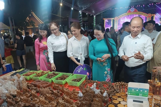 Giới thiệu sản phẩm OCOP gắn với văn hóa các tỉnh miền Trung và Tây Nguyên