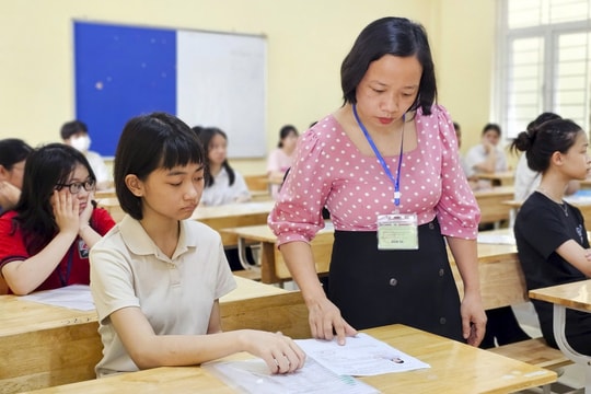 Hà Nội: Gần 500 thí sinh vắng mặt tại buổi làm thủ tục dự thi lớp 10