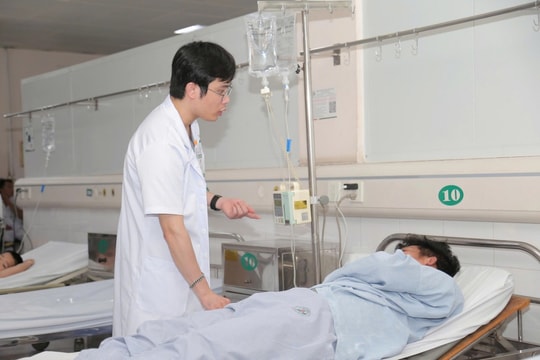 Gia tăng ca nhập viện vì sốc nhiệt do nắng nóng