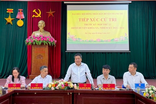 Đại biểu HĐND huyện Thanh Trì tiếp xúc cử tri trước kỳ họp thường lệ giữa năm