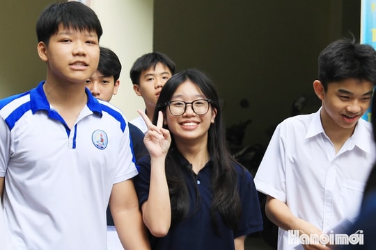 Hà Nội: Buổi thi đầu tiên vào lớp 10 diễn ra an toàn