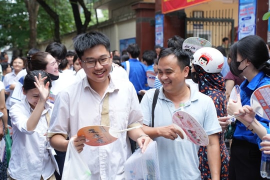 Thí sinh ấn tượng với đề Ngữ văn "niềm vui của tuổi học trò"