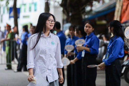 Các thí sinh quyết tâm giành điểm cao môn Ngoại ngữ