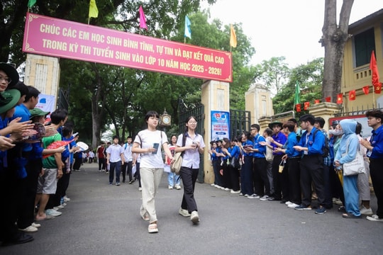 Gợi ý đáp án môn Ngữ văn kỳ thi tuyển sinh vào lớp 10 tại Hà Nội
