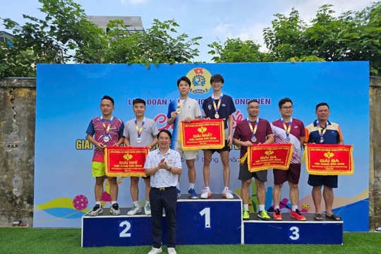 Sôi động Chung kết Giải Pickleball trong công nhân, viên chức, lao động quận Long Biên