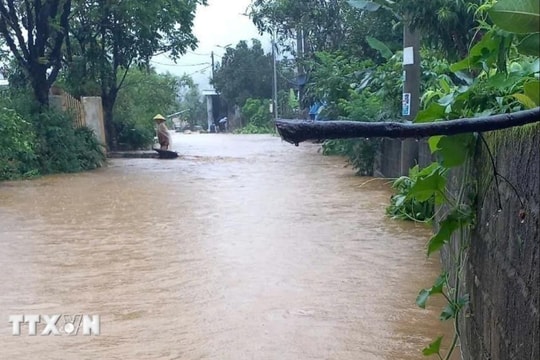 Mưa lớn làm 1 người chết, 1 người mất tích với nhiều thiệt hại ở các địa phương