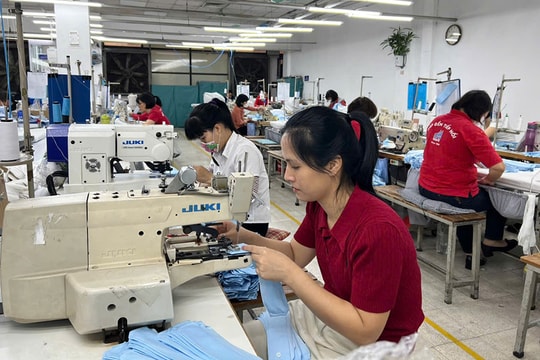 Nguy cơ xuất khẩu dệt may, da giày mất lợi thế: Cấp thiết đa dạng hóa thị trường