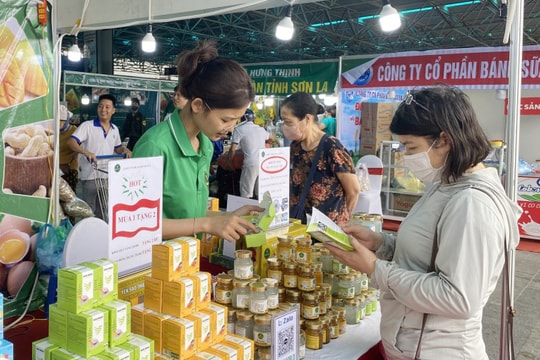 Củng cố niềm tin của doanh nghiệp và người dân