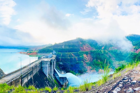 Lâm Đồng: Đấu giá hơn 9.000m3 cát nạo vét lòng hồ thủy điện