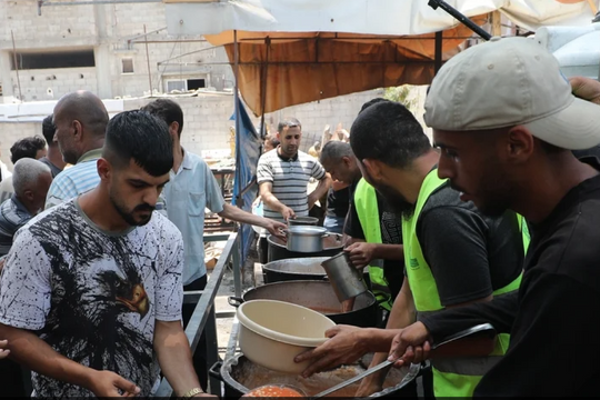 Nhóm viện trợ Gaza do Mỹ hậu thuẫn tạm ngừng vì bị đe dọa