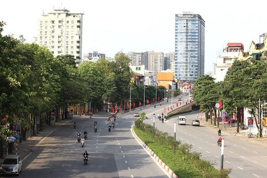 Bắc Bộ ngày nắng nhẹ, sáng và đêm có mưa dông rải rác