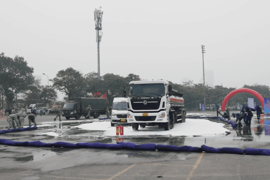 Hà Nội diễn tập ứng phó sự cố hóa chất độc