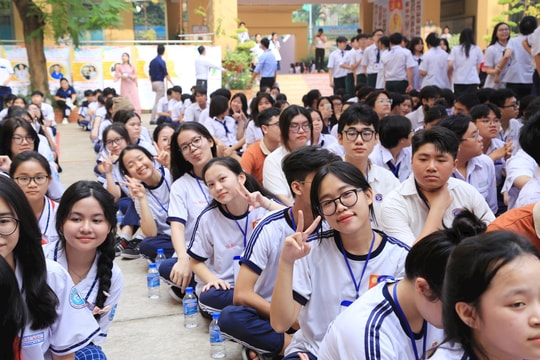 TP Hồ Chí Minh: Vì sao 15 trường ngoài công lập chưa được giao chỉ tiêu tuyển sinh năm học 2025 -2026?