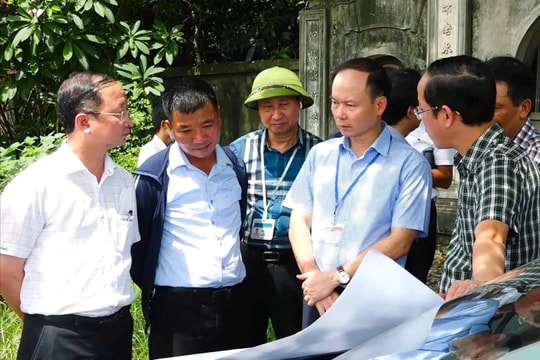 Đảng ủy viên cấp xã mới phải dành ít nhất 1/3 thời gian đi cơ sở