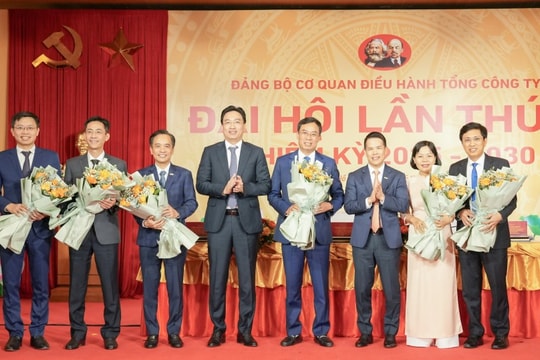 Đại hội Đảng bộ PV GAS nhiệm kỳ 2025 - 2030 Định hướng chiến lược “Đổi mới - Bứt phá - Thích ứng - Cạnh tranh”