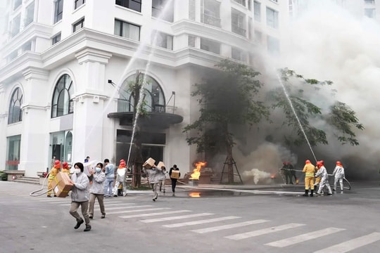 Bắt buộc mua bảo hiểm cháy nổ từ ngày 1-7: Chính sách cần nhưng dân chưa biết
