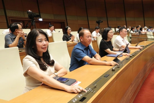 Quốc hội thông qua Nghị quyết "lịch sử": Cả nước còn 34 tỉnh, thành