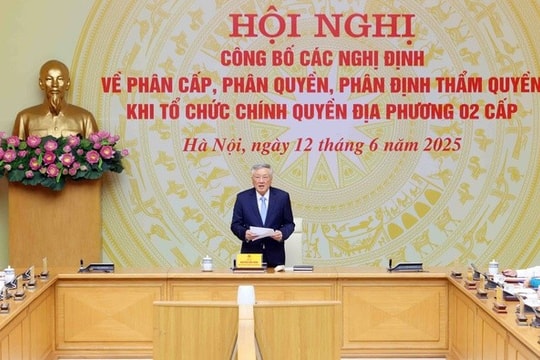 Xem xét trách nhiệm người đứng đầu địa phương trì trệ phân cấp, phân quyền