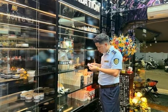 Hàng giả - hàng nhái ở Hà Nội: Khó xử lý dứt điểm nếu không thường xuyên kiểm tra