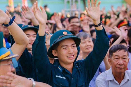 Tuổi trẻ thành phố Hồ Chí Minh ra quân Chiến dịch tình nguyện Kỳ nghỉ hồng 2025