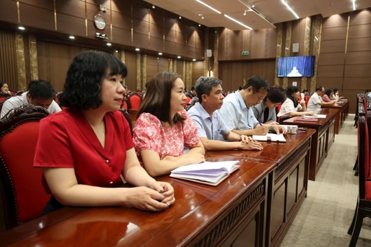 Chính quyền địa phương hai cấp Mỗi cấp chính quyền là một trung tâm kiến tạo phát triển