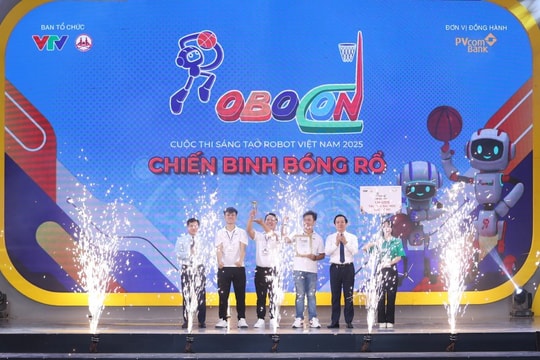 Robocon Việt Nam 2025 PVcomBank thúc đẩy tinh thần đổi mới sáng tạo trong thế hệ trẻ