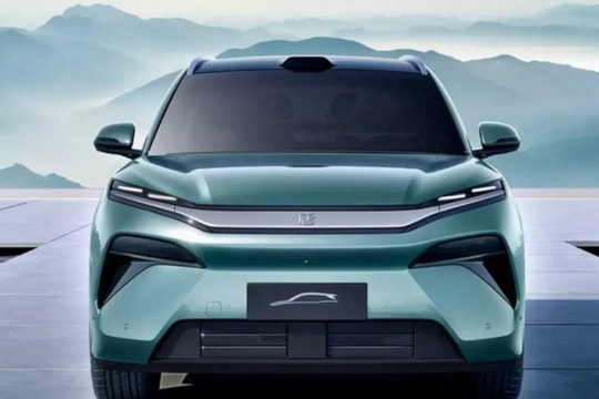 BYD Sealion 8 PHEV trình làng: CUV 7 chỗ ăn xăng 5,5 lít/100 km