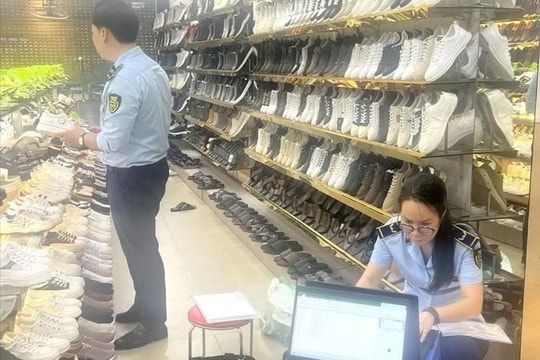 [Podcast] Tin tức ngày 14-6: Hơn 2,4 tỷ đồng hàng giả, không rõ nguồn gốc bị phát hiện ở Hà Nội