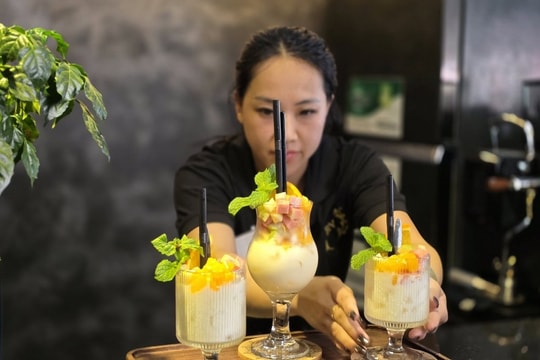 Pha chế đồ uống: Nghề thời thượng “gây sốt” giới trẻ hiện đại