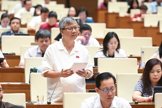 Kiến nghị học sinh các cơ sở giáo dục tư thục được hỗ trợ học phí như trường công