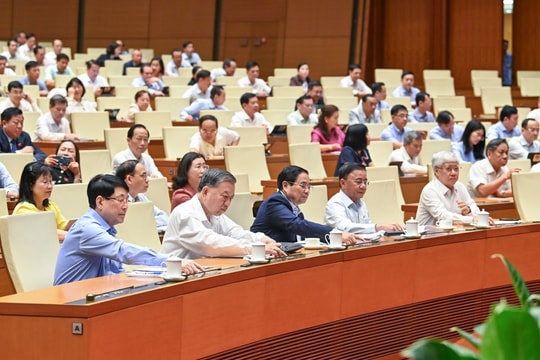 Quốc hội chính thức thông qua sửa đổi, bổ sung Hiến pháp năm 2013