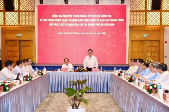 Cần đẩy nhanh việc nghiên cứu mô hình báo chí mới theo hướng tập đoàn hoặc tổ hợp