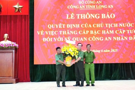 Giám đốc Công an tỉnh Long An được thăng cấp hàm Thiếu tướng