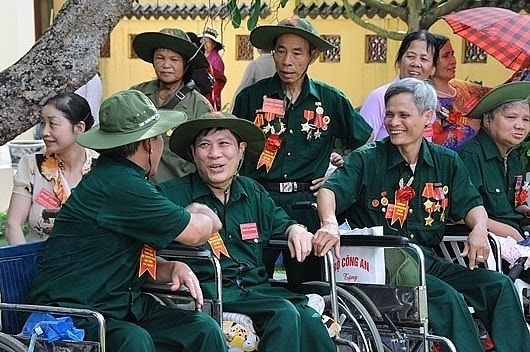 Hướng dẫn tặng quà của Chủ tịch nước nhân dịp kỷ niệm Ngày Thương binh - Liệt sĩ