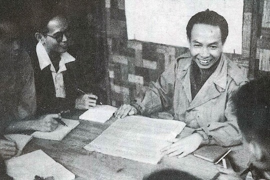Những “cây bút” vượt thời gian