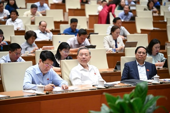 Kiên trì thực hiện hiệu quả 3 đột phá chiến lược phát triển đất nước