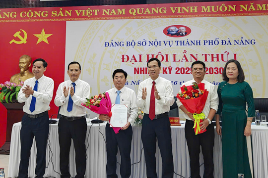 Ra mắt Chi bộ đặc khu Hoàng Sa